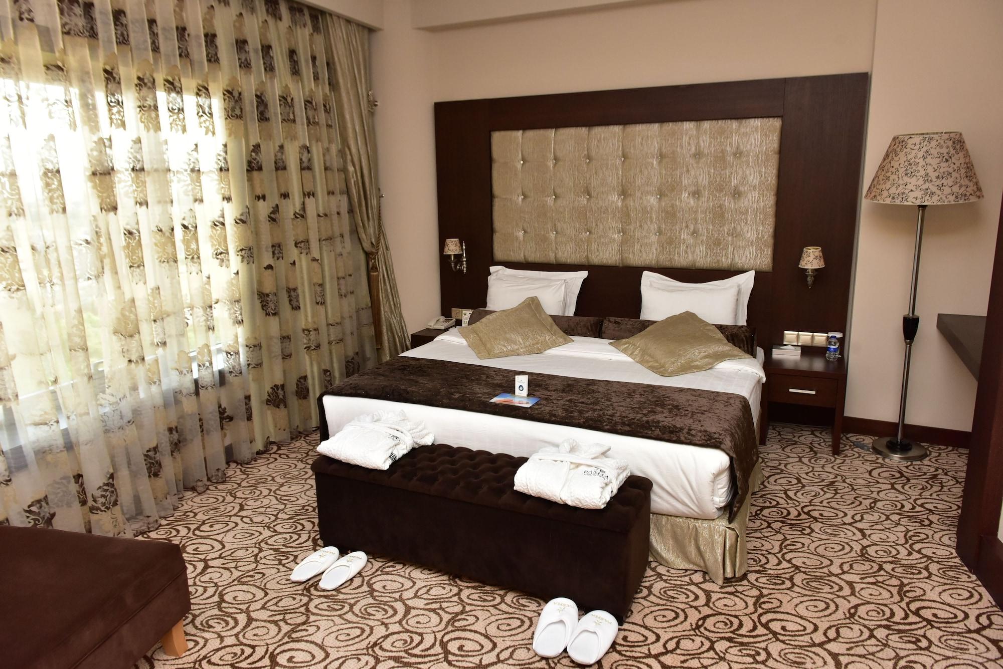 Grand Pasha Luxury Central Nicosia Hotel & Casino Bagian luar foto
