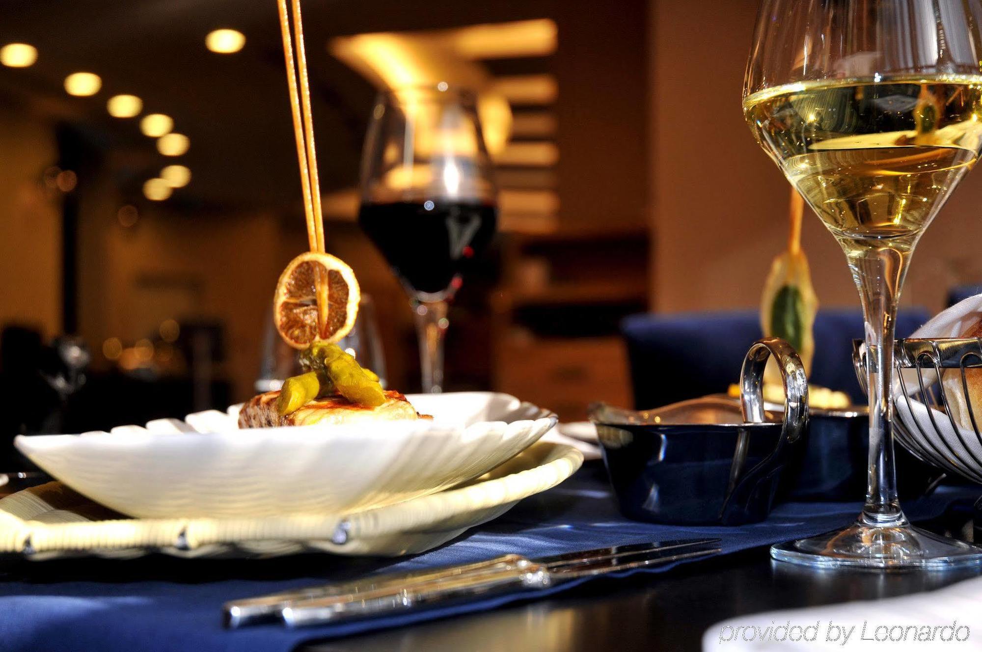 Grand Pasha Luxury Central Nicosia Hotel & Casino Restoran foto