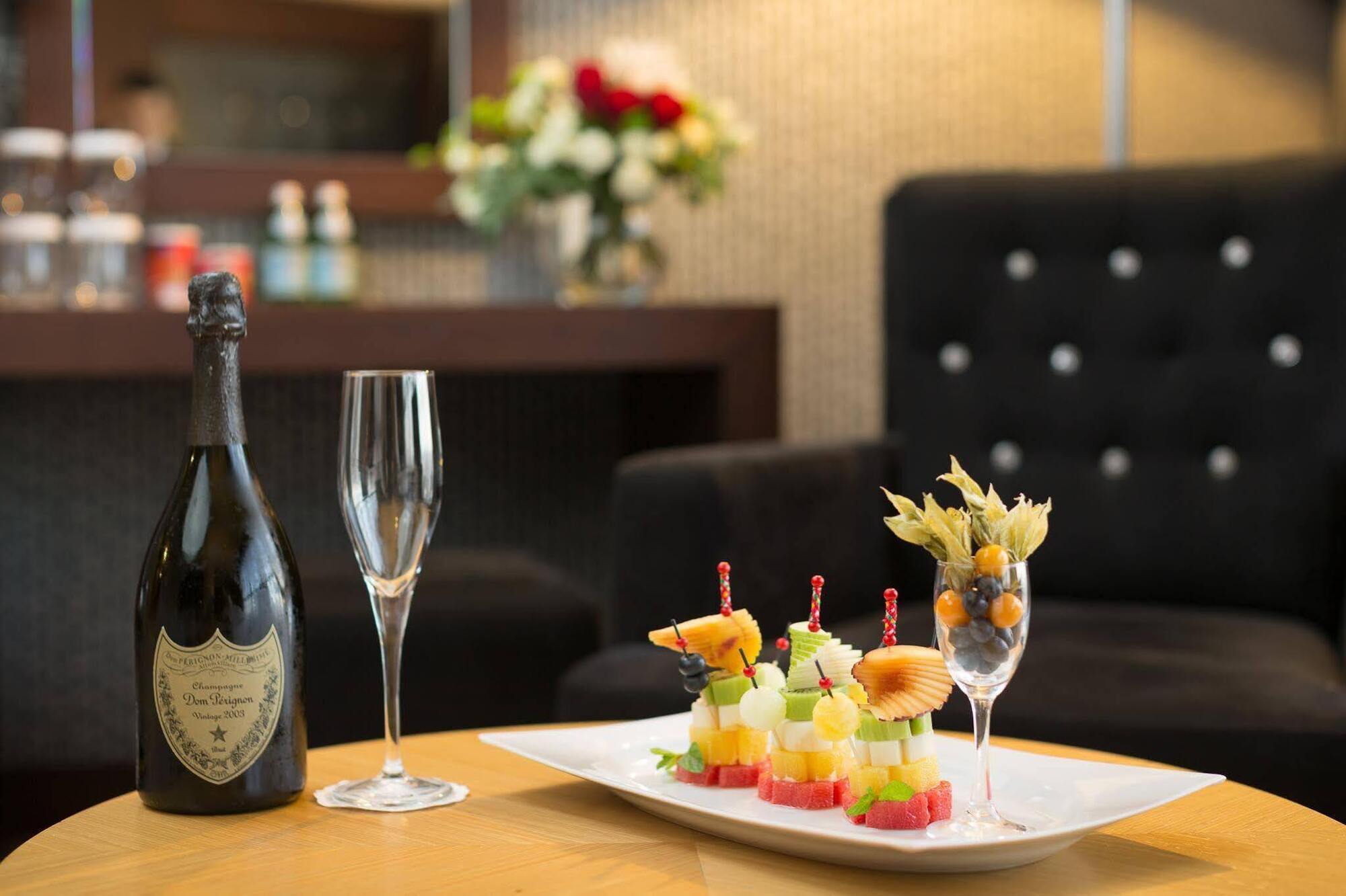 Grand Pasha Luxury Central Nicosia Hotel & Casino Bagian luar foto