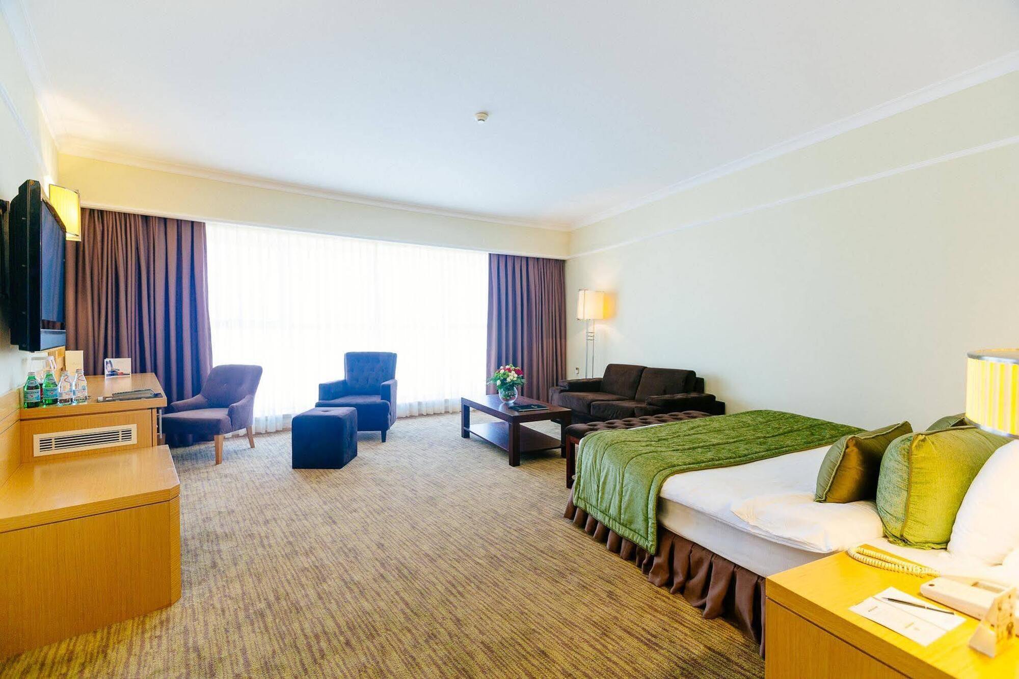 Grand Pasha Luxury Central Nicosia Hotel & Casino Bagian luar foto